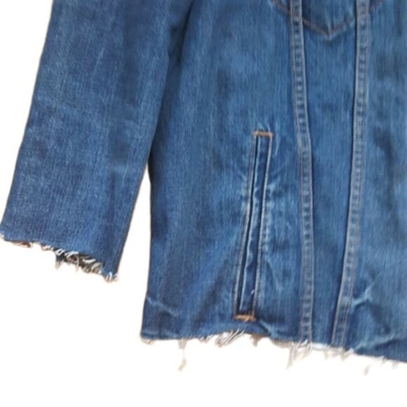 2/$30 Levi's denim distressed cutout oversized jeans jacket XXL - Picture 8 of 9